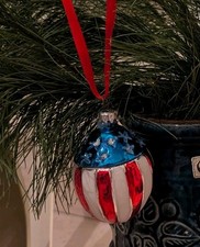 Weihnachtskugel  Amerika aus