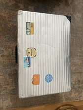 RIMOWA Reisekoffer Antik mit Schlüssel mit Aufkleber Von Hotel Escobar