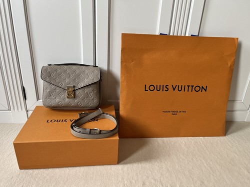 Louis vuitton pochette metis - vuitton,
