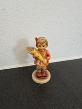 Hummel Goebel Figur - Mädchen