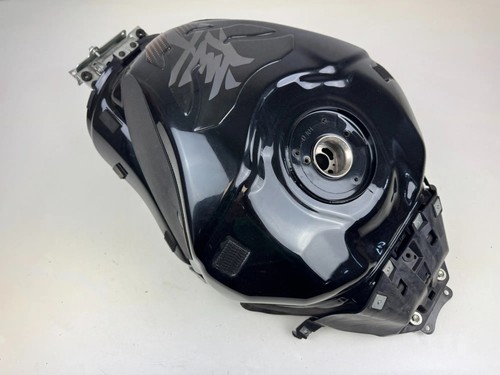 Suzuki gsx1300r hayabusa - gsx1300r,
