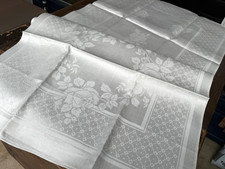 Traumhaftes Leinendamast  Handtuch/Tischläufer Rosen Übergrösse um 1930