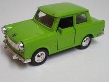 Trabant Trabbi 1:32 Sunstar SS4725 mit Rückzugmotor #122/1