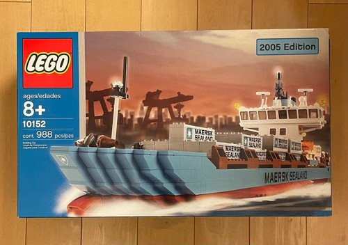 Lego sculptures maersk sealand - sculptures,