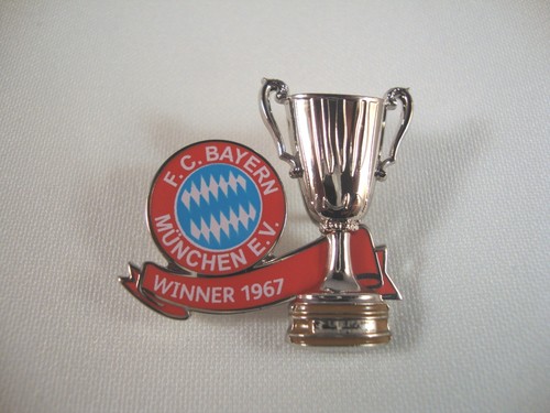 Bayern münchen pin - münchen, pokal
