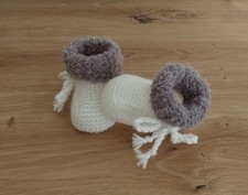Babyschuhe,gestrickt,Handarbei