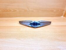 1943-1953 CHEVROLET / CHEVY GRILLEMBLEM - ORIGINAL - VINTAGE - MADE IN USA