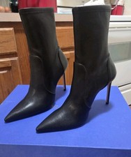 Stuart Weitzman Stuart 100