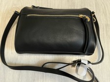 C&A Schwarze Umhängetasche