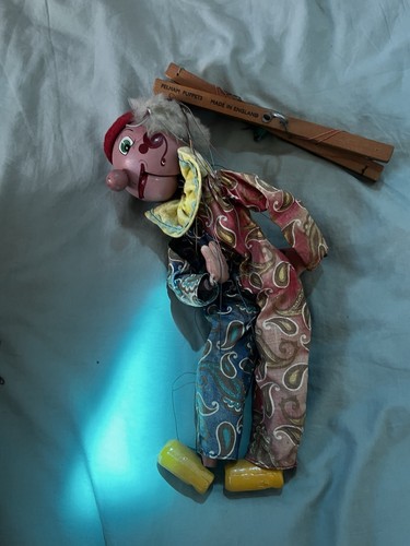 Pelham puppets marionette - pelham,
