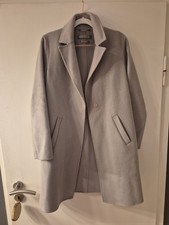 Grauer Wollmantel von