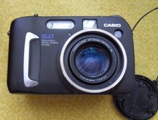 CASIO QV-5700 Digitalkamera-5 MP Lichtstark