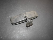 Oldtimer innen Rückspiegel