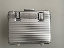 RIMOWA TOPAS PILOT