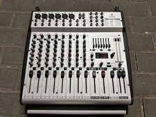 Behringer PMH1000 Powermixer 12-Kanal 2×300W@4Ω FX FBQ Speakon