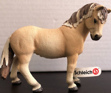 Schleich Pferd Fjord Stute 13754 mit Fähnchen Pferde Norweger norwegisches