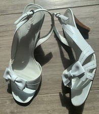 ❌wie NEU ESPRIT 38 Lackleder Imitat Weiß Absatz 8cm festlich mit Schleife NP60€