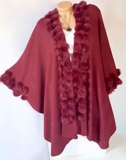 NEU Damen Übergangsjacke,Poncho,Jacke,Strick,mit Fell Bommel,große Gr.48,50,52,