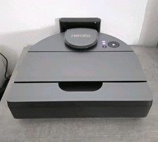 Neato D10 Staubsaugerroboter /
