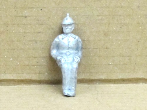 Feuerwehrmann sitzend