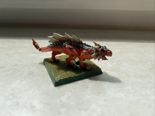 Warhammer fantasy salamander - warhammer,