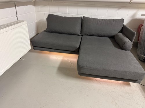 Schwebendes sofa optik - schwebendes,
