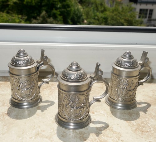 Vintage antique pewter - x,
