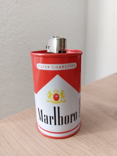 Marlboro dose mit feuerzeug - dose,