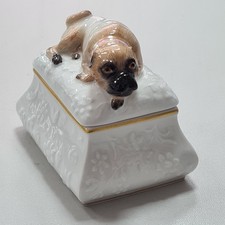 Meissen Dose mit Hund Mops, 1