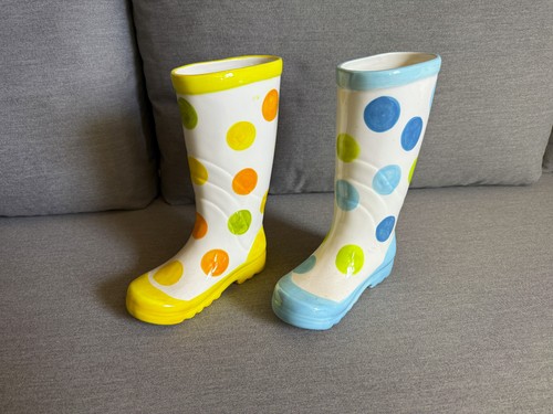 Zwei deko stiefel keramik bunt - zwei,