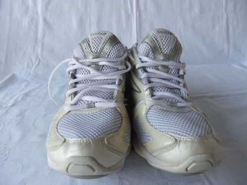 Reebok easy tone walking - tone,