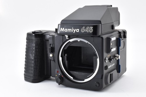 Fast neuwertig mamiya - [fast, neuwertig]