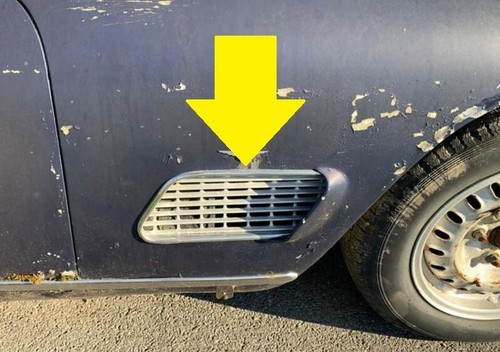 Maserati 3500 side vent - gt,