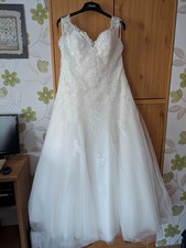 Brautkleid mit Bolero