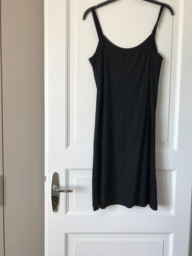 Schönes schwarzes kleid mit - kleid,