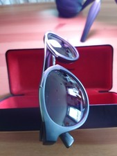 GUESS Sonnenbrille Unisex Schwarz Gebraucht mit Etui