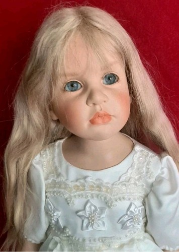 Künstlerpuppe von hildegard - von,