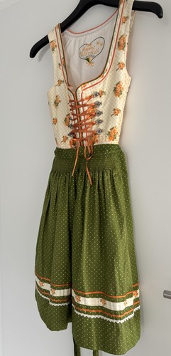 Schönes damen dirndl - schönes,