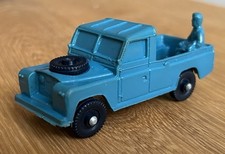 TOMTE #23 * LAND ROVER  *