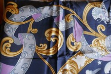 Schulter - Halstuch , von