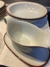 ARZBERG SPEISESERVICE ERWEITERT 6 PERSONEN WEIß + RAND WEINROT + SPÜLMASCHINE