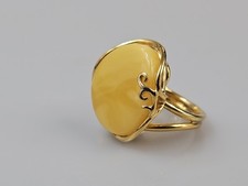 Weißer Bernstein Ring