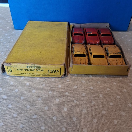 Vintage dinky toys ford fordor - vintage,