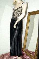 Graziles langes Nylon Negligee Nachtkleid schwarz Vintage Tüllspitze Nylon 38