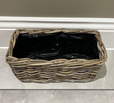 30 cm kleiner brauner Blumenkorb aus Weide Kunststoff gefüttert rechteckig Topf