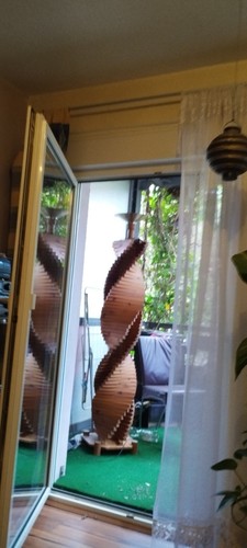 Ständer aus holz in - ,