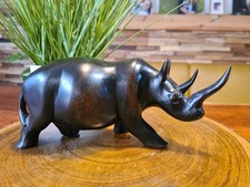 Nashorn Holz Handarbeit Kunst aus Afrika Massivholz Figur alt Deko