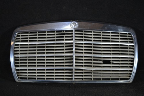 Mercedes w123 kühlergrill - mercedes,