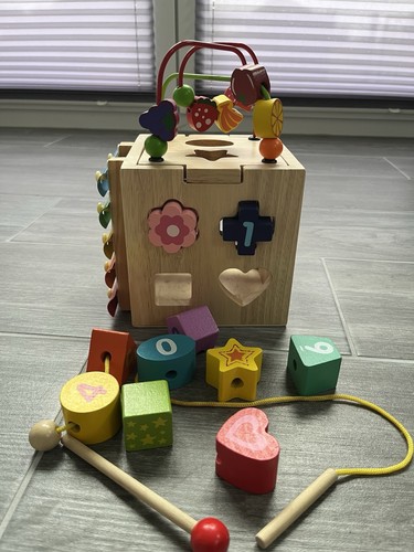 Holz activity center - holz,