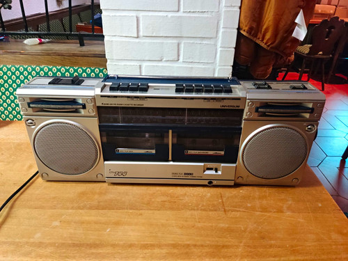 Universum ctr 744 - universum,